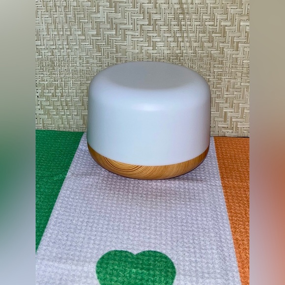 Electronic Ultrasonic Light Changing Oil Diffuser Humidifier 300 ML - Picture 10 of 16